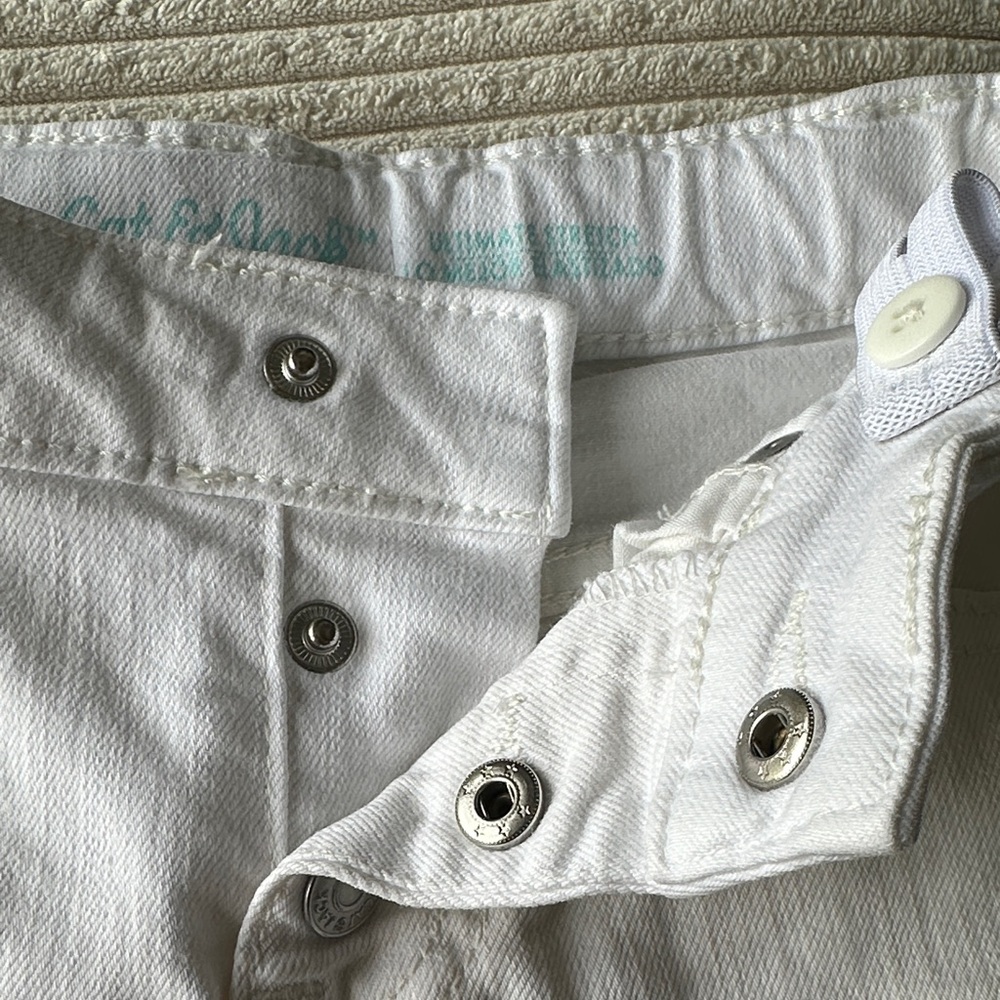 Pair of OshKosh B'gosh Pink Patterned Tank Top and White Denim Shorts - Picture 13 of 13